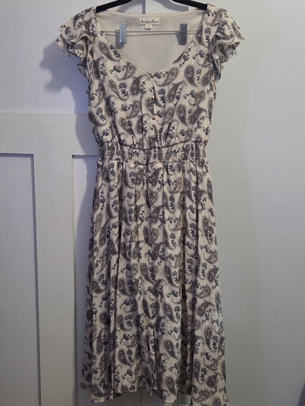 Indigo Rose Cream Paisley Button-Front Midi Dress